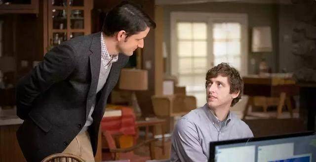 豆瓣9.5<strong></p>
<p>期货知识</strong>，HBO“最萌剧”回归，小格局玩出大效果！