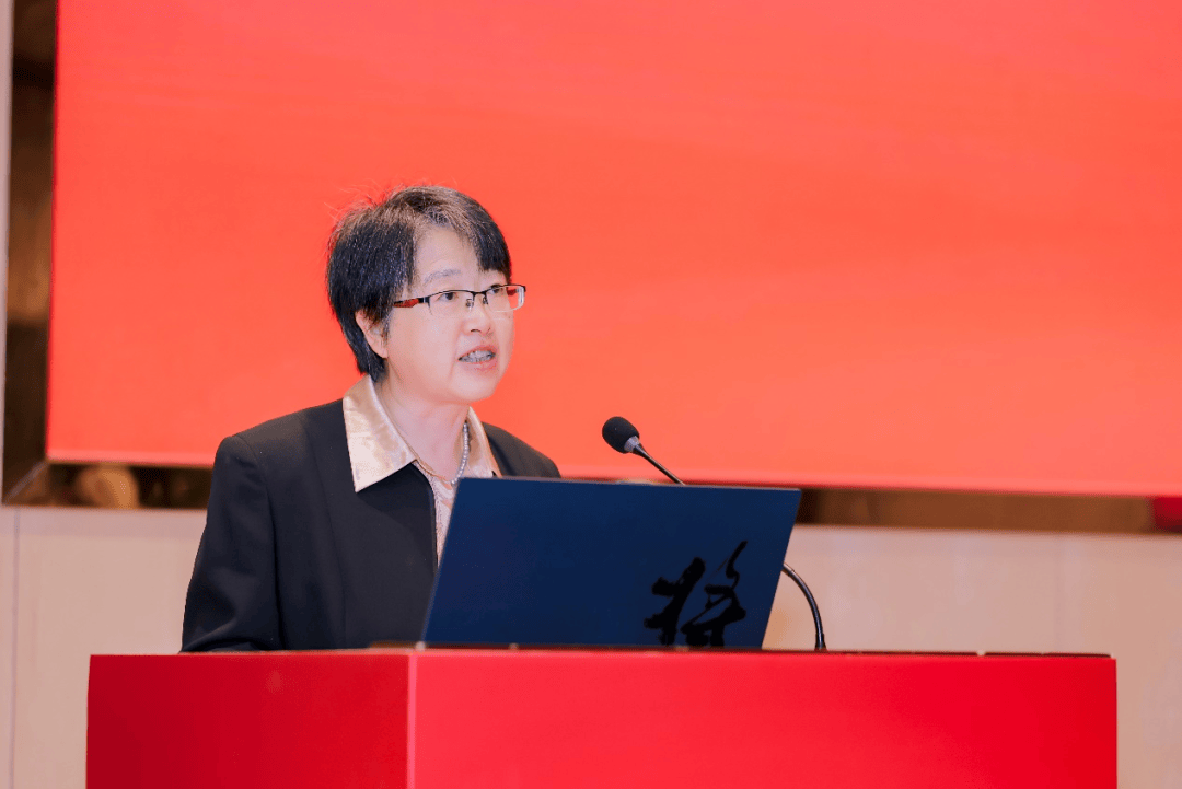 中国人民大学首届深圳金融论坛之“科技金融与新质生产力”平行论坛成功举办<strong></p>
<p>深圳金融</strong>，科技金融联合创新实验室揭牌