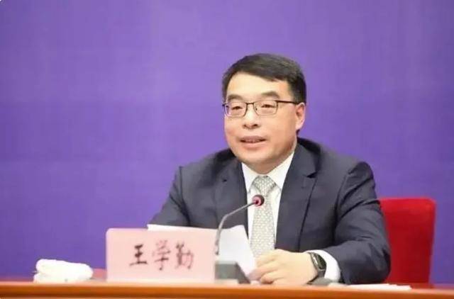 卸任市委书记3天后<strong></p>
<p>给力币在哪用</strong>，55岁的他任省政府党组成员！