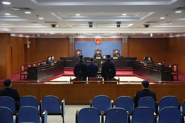 涉案超5200万<strong></p>
<p>克尔币网</strong>！山东潍坊市综合保税区原党工委副书记、管委会主任徐洪吉一审获刑16年