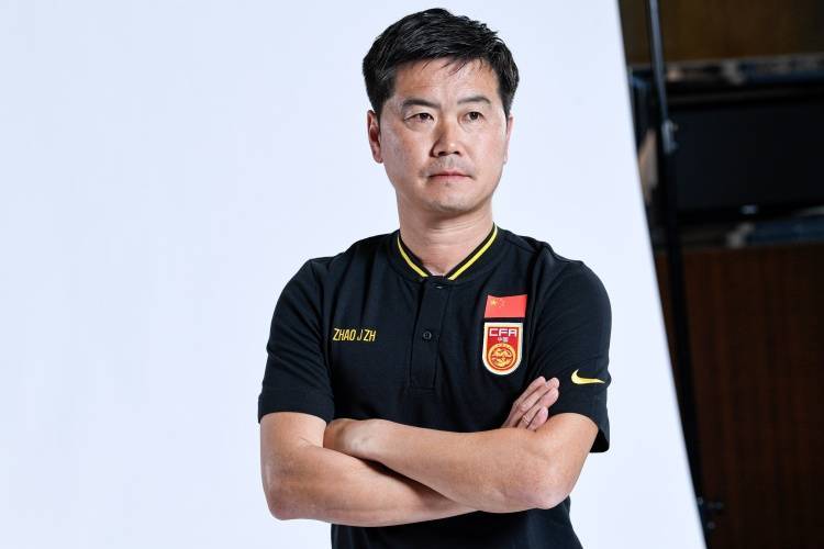 肇俊哲谈小奥斯卡：他太适合踢泰国新加坡<strong></p>
<p>普维币</strong>，能否赶上世预赛不好说