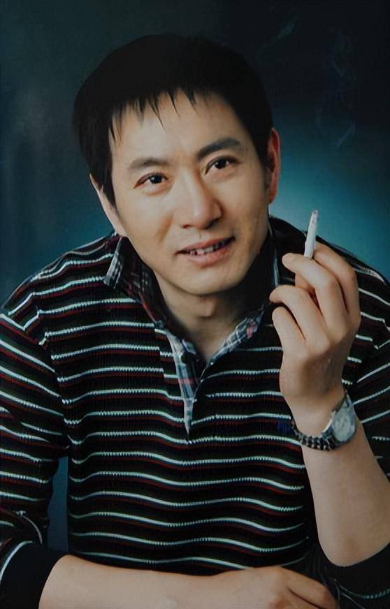 “坏人专业户”姚刚：一生无妻无子<strong></p>
<p>世纪币论坛</strong>，如今53岁在千万豪宅一个人住