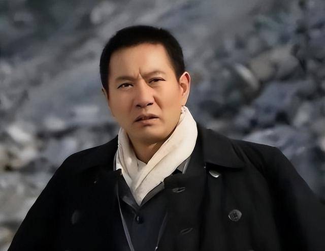 “坏人专业户”姚刚：一生无妻无子<strong></p>
<p>世纪币论坛</strong>，如今53岁在千万豪宅一个人住