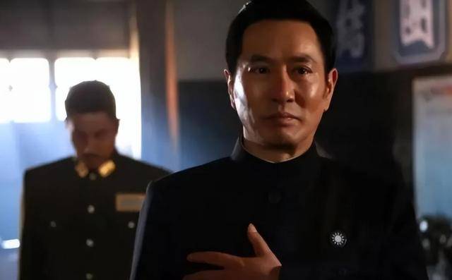 “坏人专业户”姚刚：一生无妻无子<strong></p>
<p>世纪币论坛</strong>，如今53岁在千万豪宅一个人住