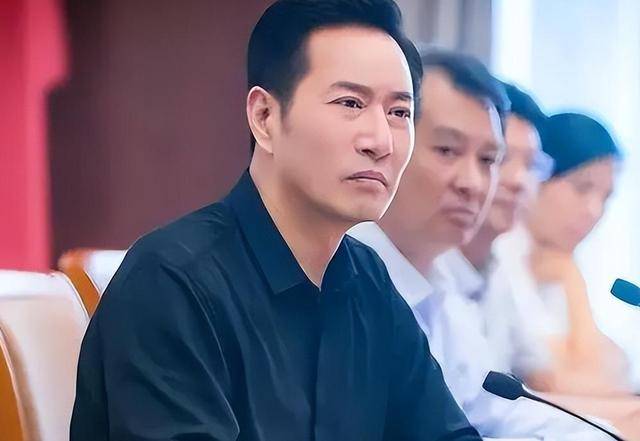 “坏人专业户”姚刚：一生无妻无子<strong></p>
<p>世纪币论坛</strong>，如今53岁在千万豪宅一个人住