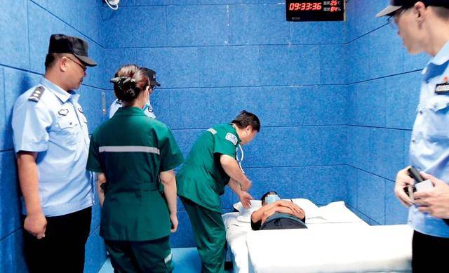 再曝非正常死亡<strong></p>
<p>抄币</strong>，“指居”制度何去何从？
