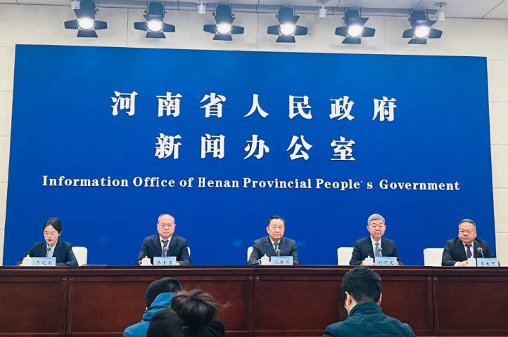 河南发文明确<strong></p>
<p>抄币</strong>！这类养殖户不需要办理种畜禽生产经营许可证