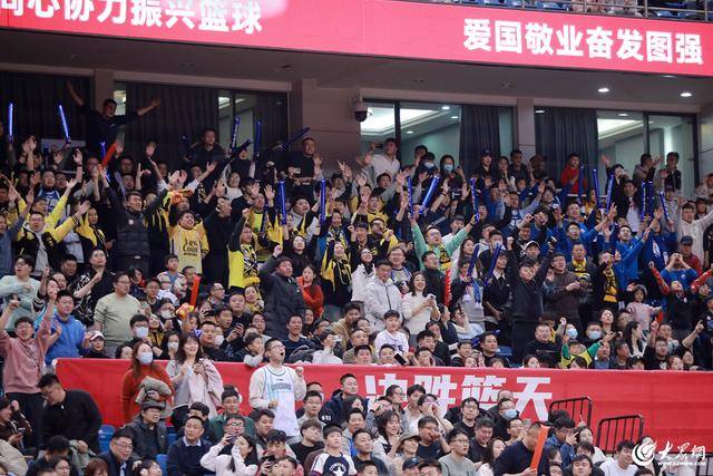 热血沸腾！青岛男篮最后三分钟14-0绝地翻盘<strong></p>
<p>ETH</strong>，队史首次单赛季双杀辽宁