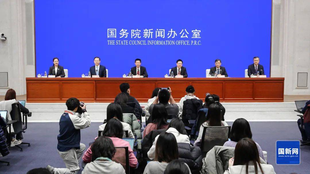 重大利好<strong></p>
<p>币会</strong>！A股集体高开！