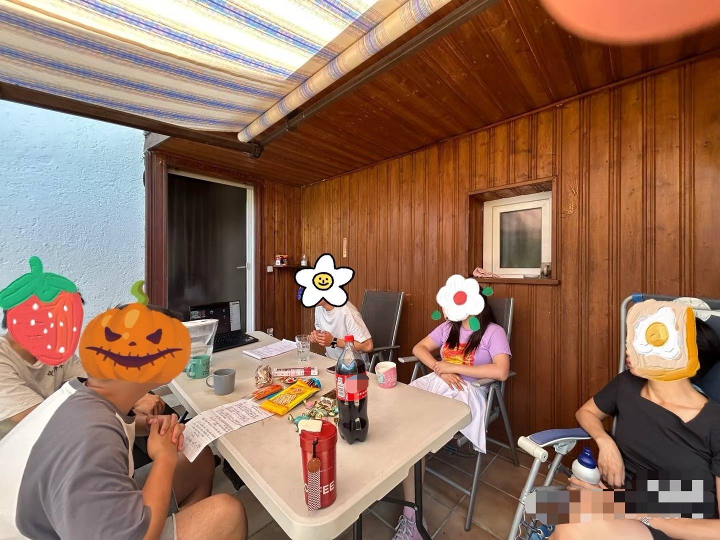 海外独生子女为父母养老放弃绿卡回国<strong></p>
<p>追币</strong>，“没哪个国家好到值得牺牲父母晚年生活”