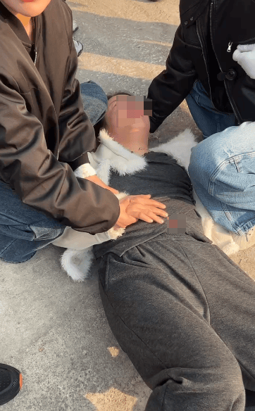 山东一单亲妈妈直播间阻止网友辱骂“唐宝”少年遭上门殴打<strong></p>
<p>币投</strong>，警方：已受理案件，正调查