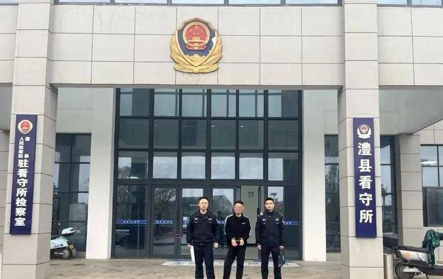 湖南澧县警方通报：仓库内卖淫嫖娼<strong></p>
<p>洗币</strong>，6名男女当场被抓