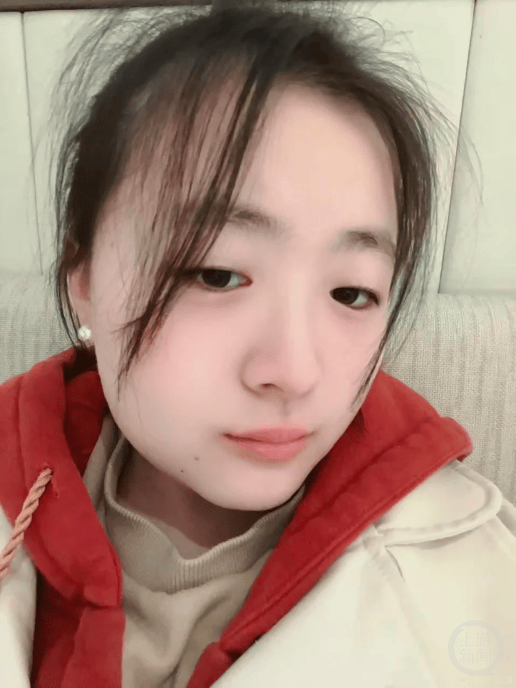 青岛23岁女大学生凌晨外出失联四天<strong></p>
<p>币物</strong>，其母称女儿手机被格式化