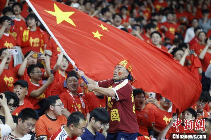 “纪录之夜”<strong></p>
<p>洛奇币</strong>，国足“半场好戏”未能救赎