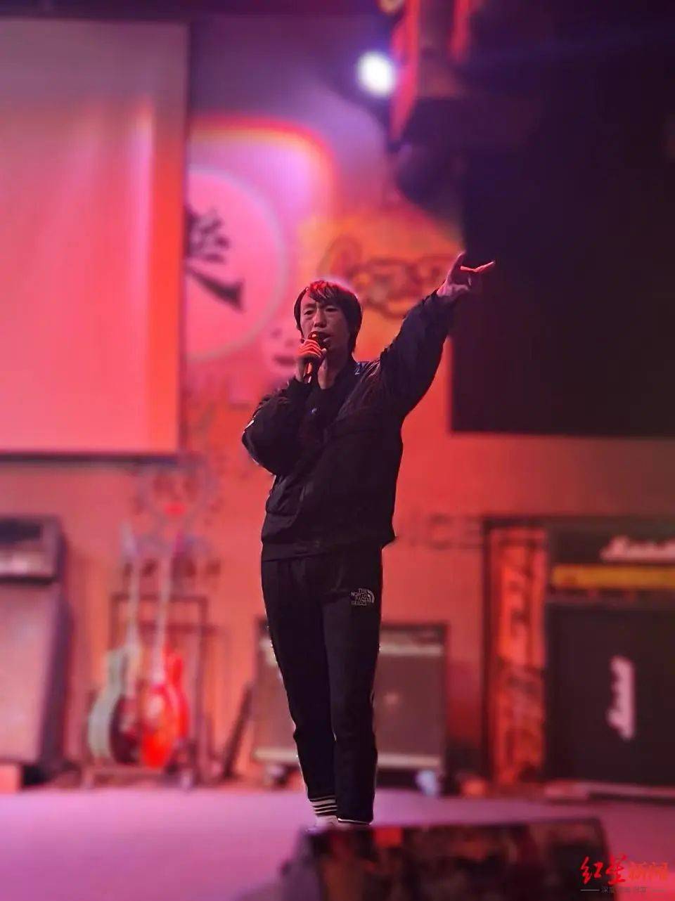 知名歌手复出<strong></p>
<p>p网提币</strong>！曾被强制送进精神病院