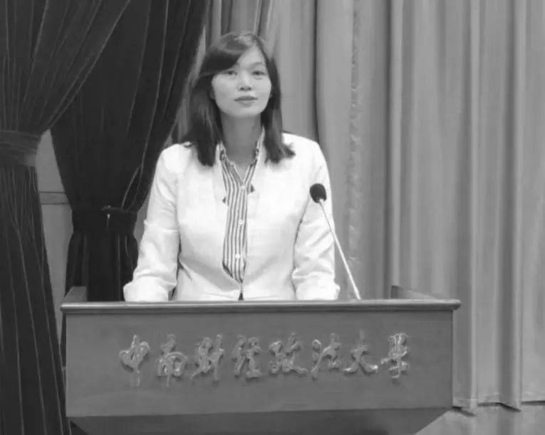 突发讣告<strong></p>
<p>怎样兑换法币</strong>！45岁副书记病逝