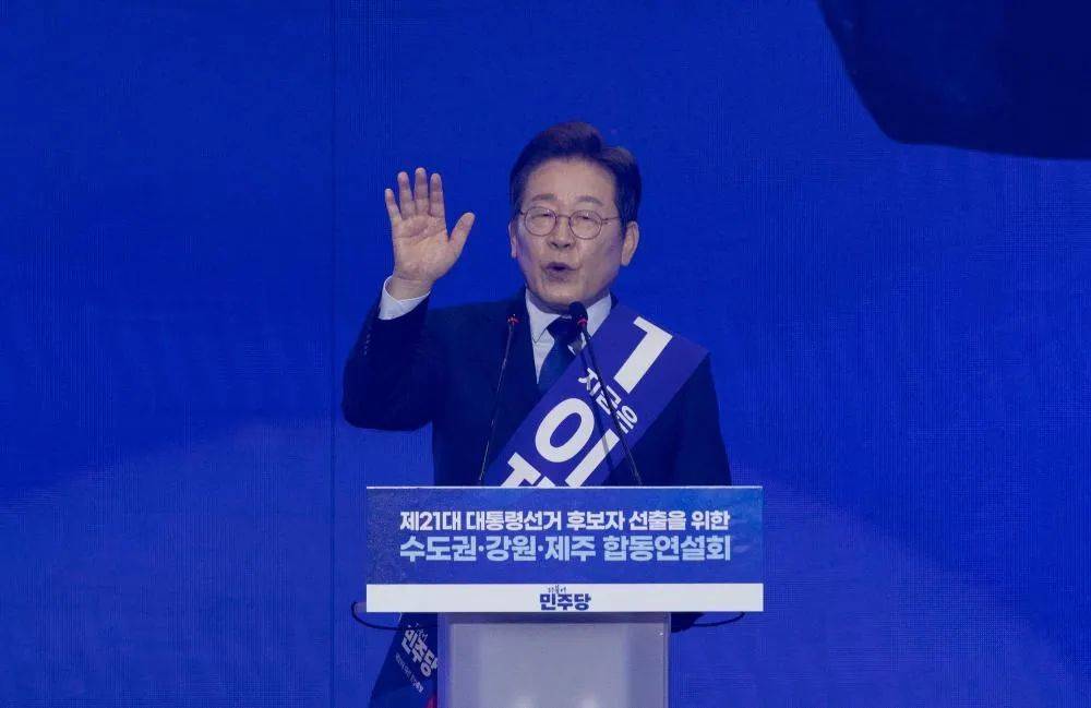 屡次破音<strong></p>
<p>联邦币</strong>！韩总统候选人李在明竞选活动声嘶力竭拉票