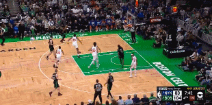 NBA季后赛|知耻后勇<strong></p>
<p>掌上快币</strong>，绿军127：102尼克斯，扳回一城