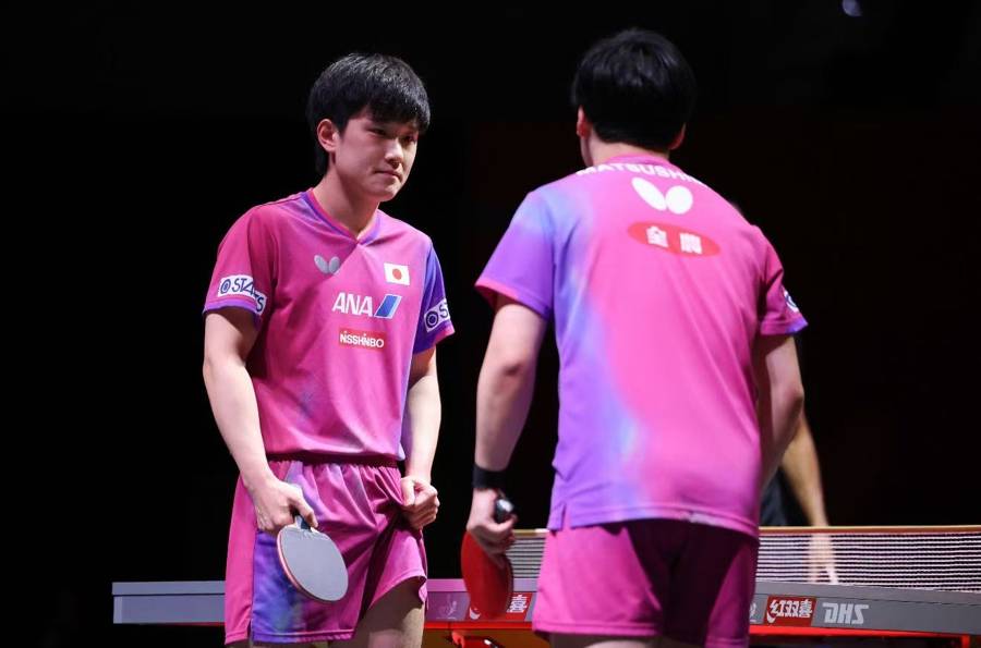 多哈世乒赛｜张本智和男单男双双线告负<strong></p>
<p>戈币</strong>，第五次世乒赛之旅草草收兵
