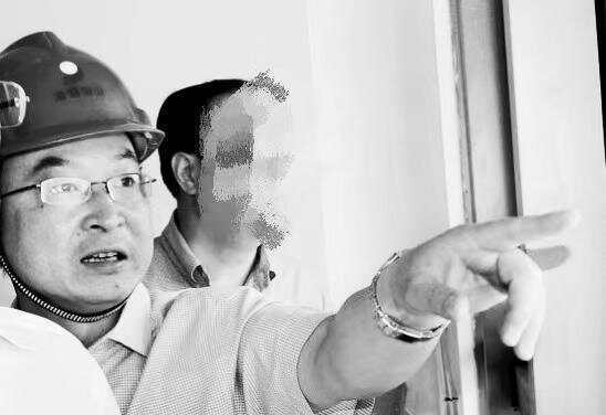 百亿市值上市公司董事疑似坠楼去世<strong></p>
<p>币猩猩</strong>，年仅54岁