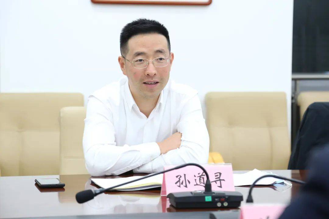 “全国经济最强镇”党委书记<strong></p>
<p>tuzy兔子币</strong>，获提拔
