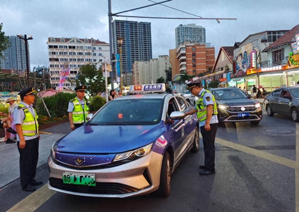车不动计价器还在“跑”<strong></p>
<p>汇币兑换</strong>，青岛一辆出租车安装“跑得快”被查处