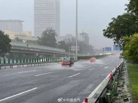 北京七区已现暴雨或大暴雨 早高峰城区及北部地区仍有明显降雨 注意出行安全<strong></p>
<p>给币网</strong>！