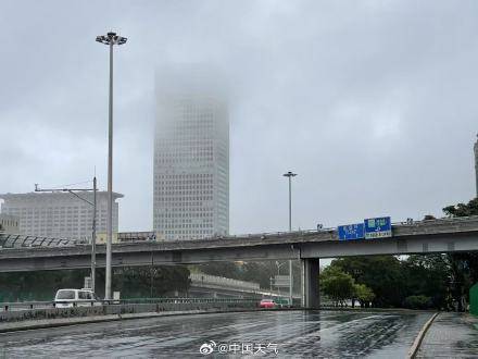 北京七区已现暴雨或大暴雨 早高峰城区及北部地区仍有明显降雨 注意出行安全<strong></p>
<p>给币网</strong>！