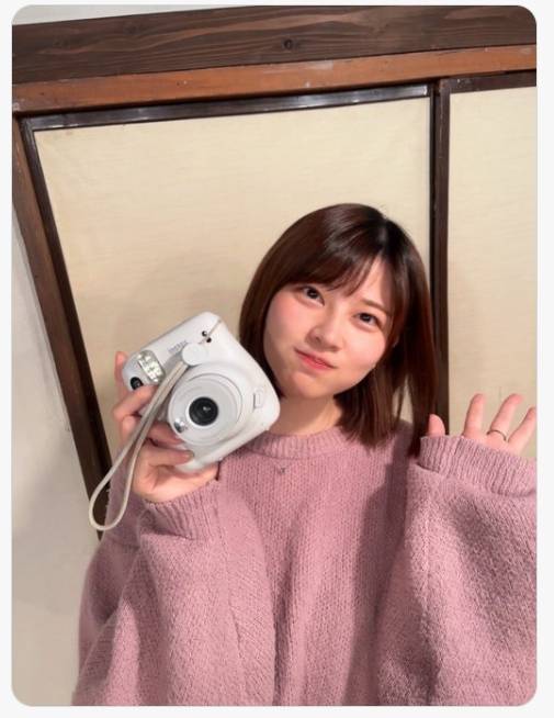 日本一白领女性的上班照意外走红<strong></p>
<p>原币</strong>，外国网友纷纷在评论区求婚