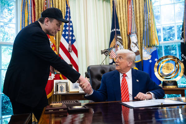 马斯克“人亡政息”<strong></p>
<p>云特币</strong>，美国政府雇员终于不用写周报了