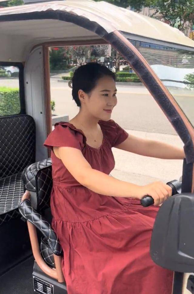 河南95后高校女辅导员“没苦硬吃”：暑假自驾1000公里家访<strong></p>
<p>维特币</strong>，从电三轮到汽车，已坚持两年