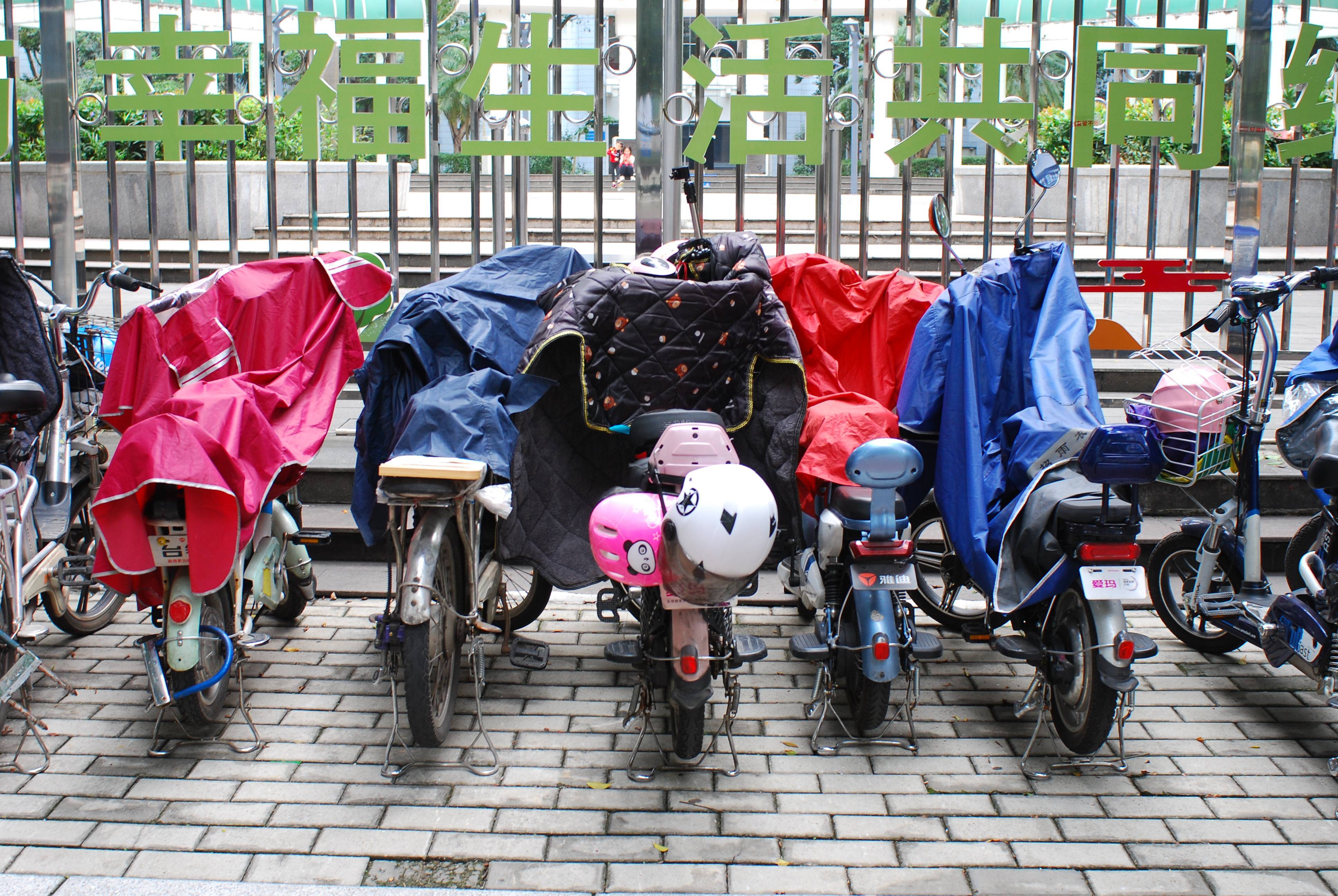 电动自行车新国标今起强制实施<strong></p>
<p>币君网</strong>，超25km/h直接断电！