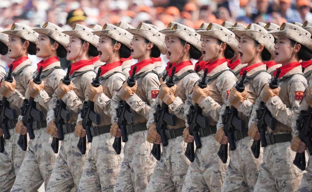 英姿飒爽！四川高校大四女生<strong></p>
<p>币本位</strong>，亮相九三阅兵方队