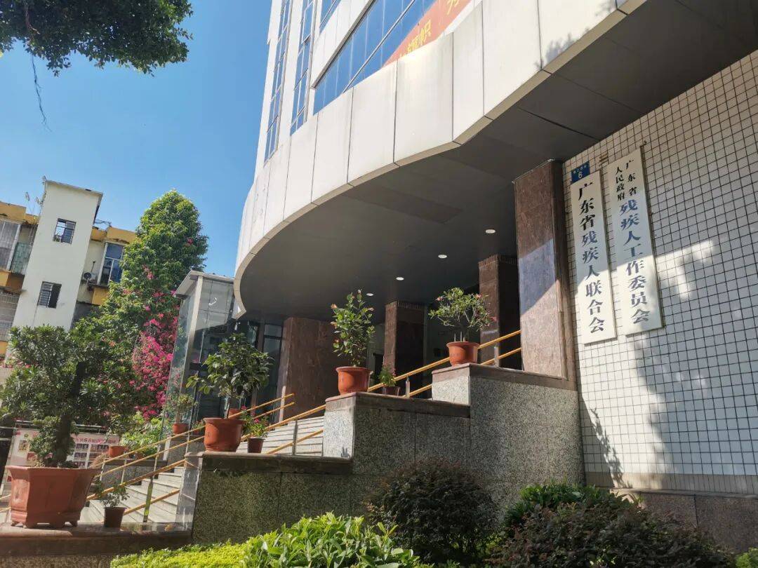 自闭症学生报到当天遭劝退后续：已通过评估<strong></p>
<p>绿行币</strong>，顺利入学