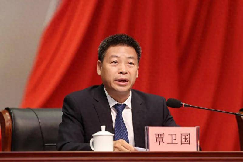 覃卫国不再担任安徽省副省长<strong></p>
<p>币久</strong>，此前已任安徽省委政法委书记