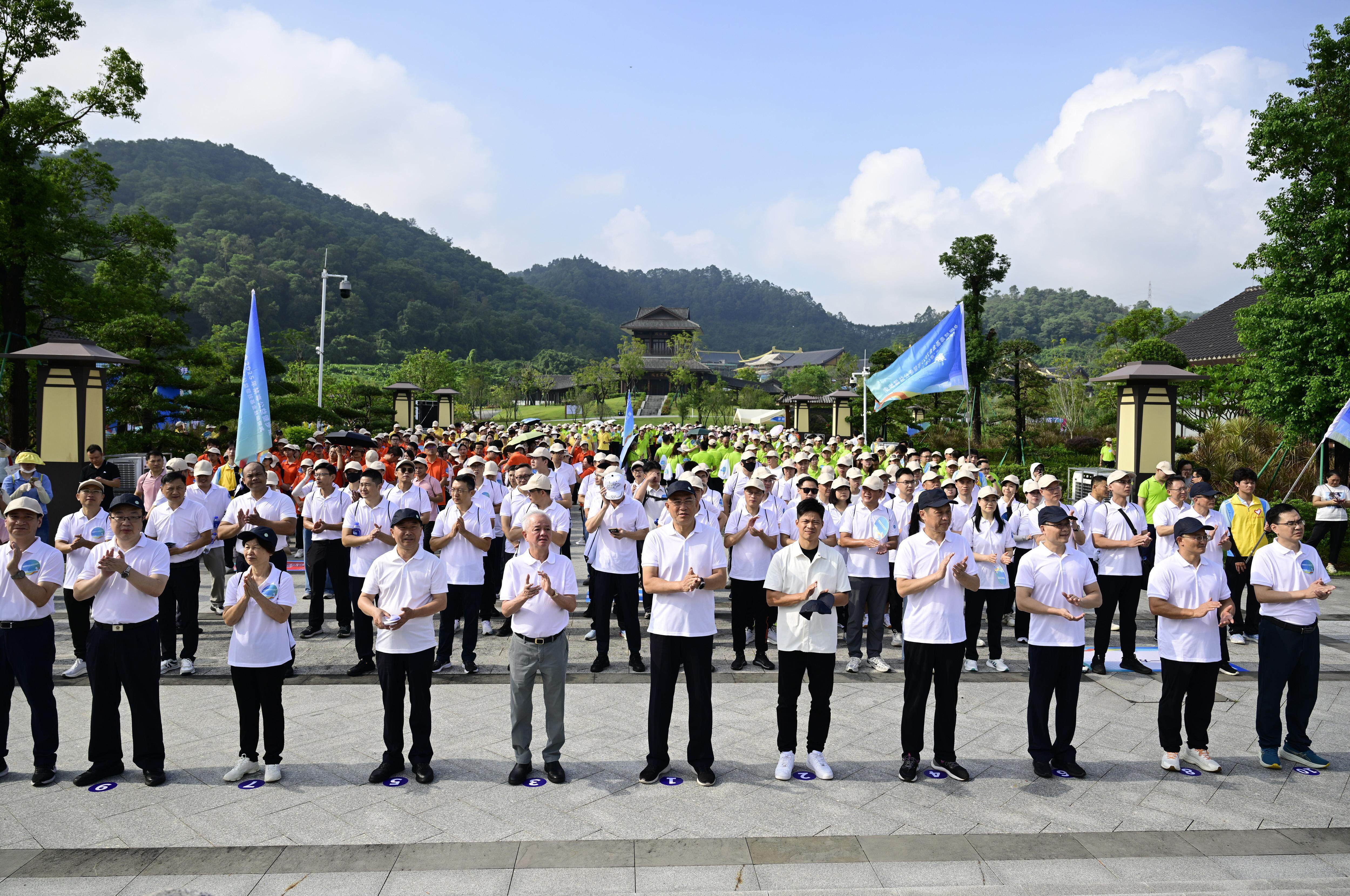完美公司：以公益之心，护航“无毒社会·完美人生”