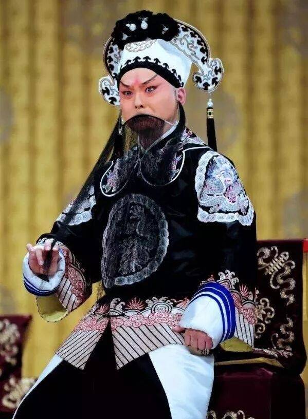 痛别<strong></p>
<p>淘币时代</strong>！著名演员昨晚去世！4岁入行、刻苦一生