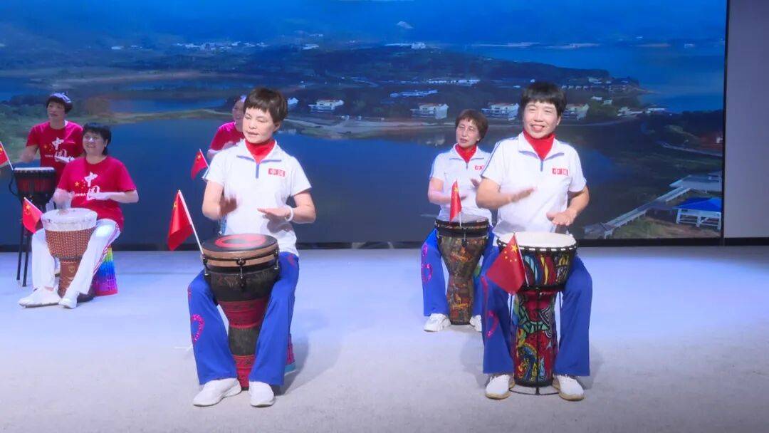 <strong></p>
<p>币小白</strong>我县举办“欢度中秋 喜迎国庆”文艺晚会