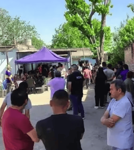 阿根廷一男子现身自己的葬礼<strong></p>
<p>mith币</strong>，大喊“我还活着”