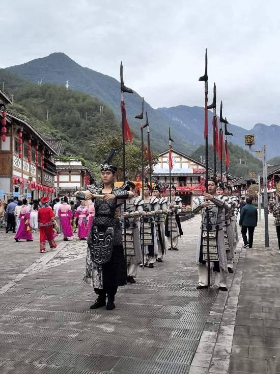 达州文旅秋游消费季启幕 沉浸式“梦回巴国”开启金秋之旅