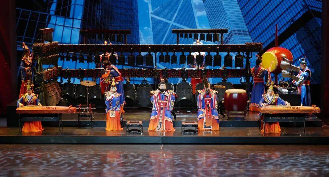 武汉这里什么情况？晚上6点突然排起长队<strong></p>
<p>久币网</strong>！有人提前五天全家蹲守……