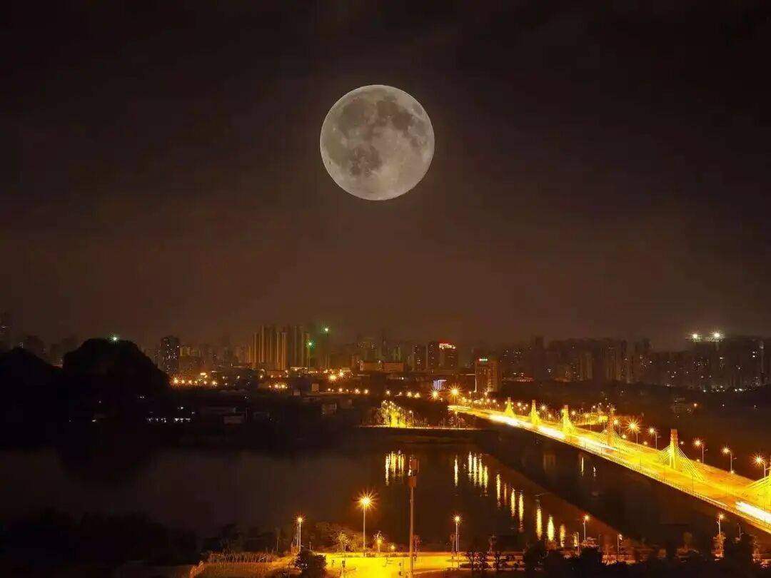 没有什么能阻挡!今天<strong></p>
<p>牛币币</strong>,广西人就是要回家!