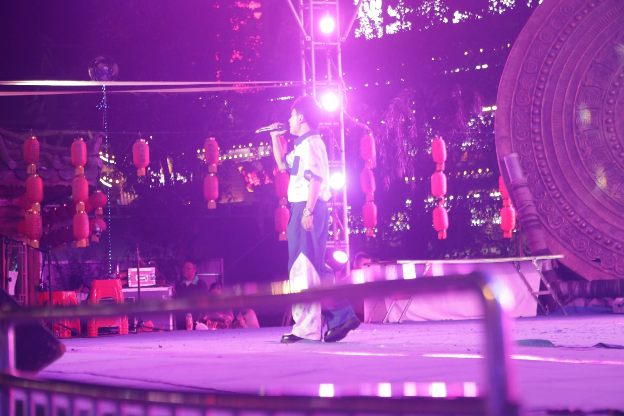 月映火塘 悦唱荔波<strong></p>
<p>币汇系列</strong>！这场中秋音乐晚会点燃团圆夜