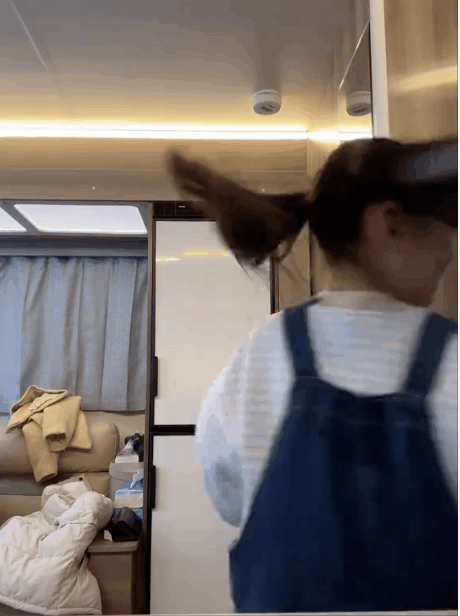 9岁小酒窝<strong></p>
<p>西夏币</strong>，大大方方成顶流