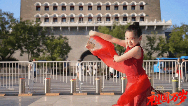 9岁小酒窝<strong></p>
<p>西夏币</strong>，大大方方成顶流