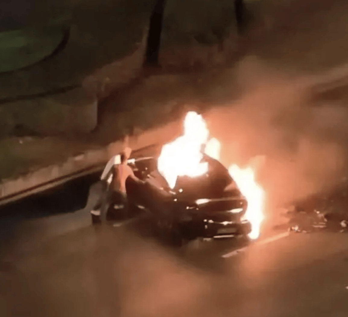 成都车祸后小米汽车直播间遭网暴<strong></p>
<p>瓦特币</strong>,雷军抖音一月掉粉35万