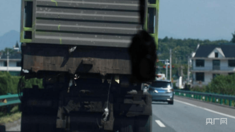 中央安全生产考核巡查组在江西玉山明查暗访发现:客运隐患突出<strong></p>
<p>瓦特币</strong>,垃圾清运车问题频发