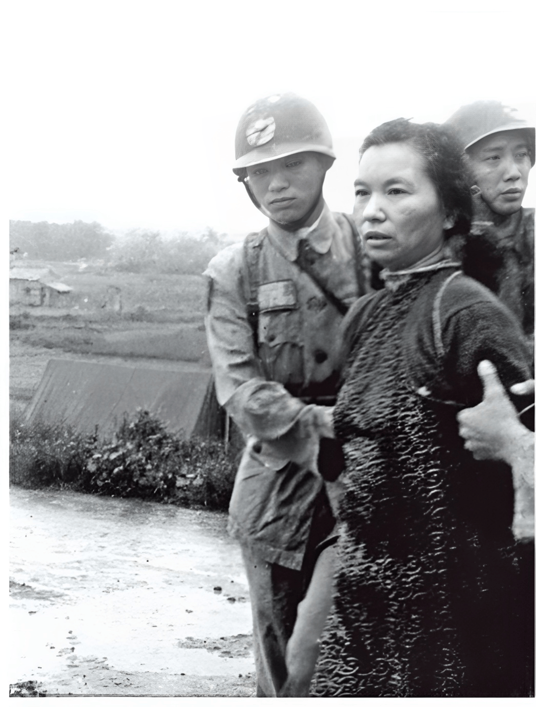 专访《沉默的荣耀》朱枫烈士孙女 朱容瑢：看剧时很想抱一下吴越