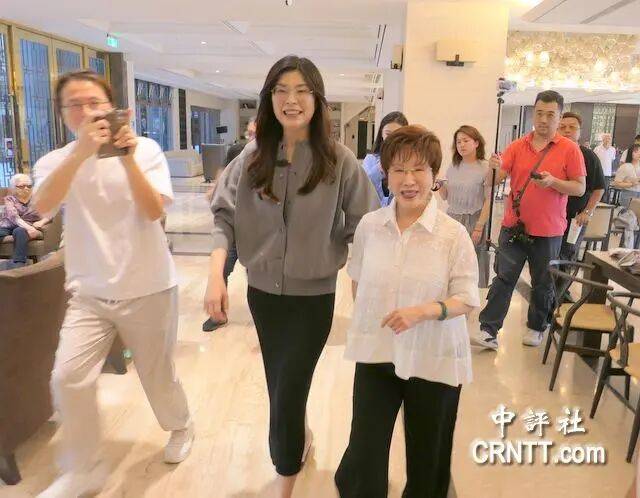 到底支持谁当党主席?当着郑丽文的面<strong></p>
<p>农币</strong>,洪秀柱说出了自己的答案