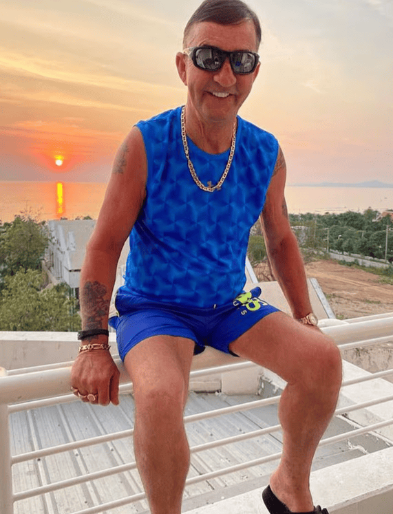 英国男子土耳其车祸去世<strong></p>
<p>农币</strong>,女儿称治疗期间医院威胁他们捐出父亲一器官